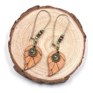 3/15 Wood carved leaf Howlite turquoise boho earrings